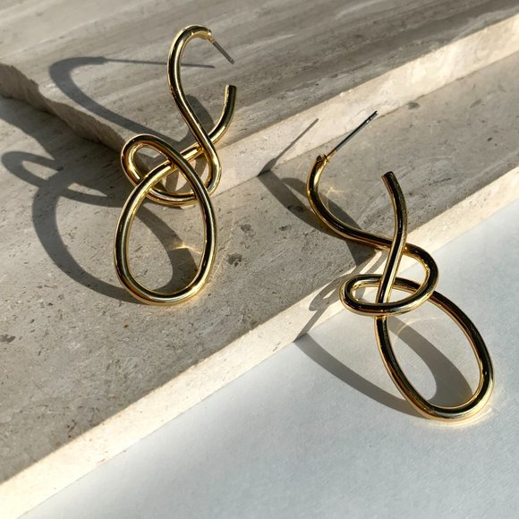 NEW~ Anthropologie Tied up Twisted Gold Drop Earrings - Picture 5 of 11